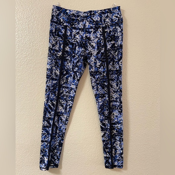 Lululemon Athletica Blue Abstract Leggings - Picture 3 of 15